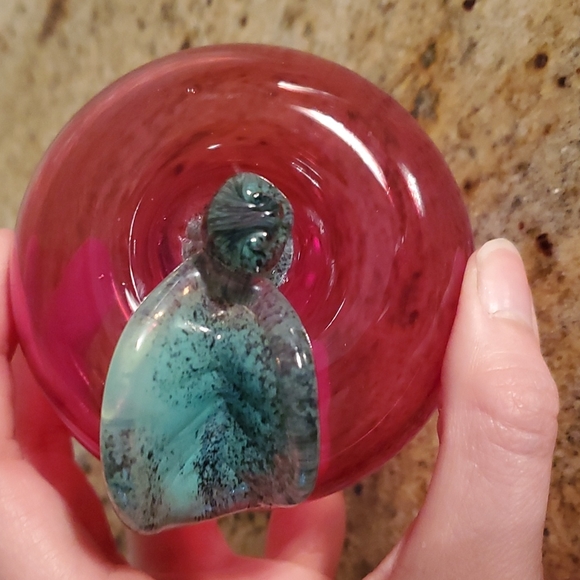 Handmade apple art glass - Picture 4 of 7